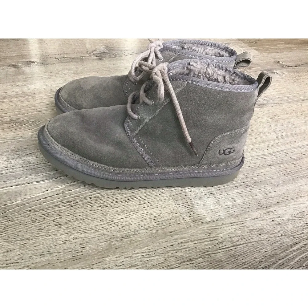 UGG Neumel II Kid's Gray Suede Chukka Boots Lace-Up Youth Size 6